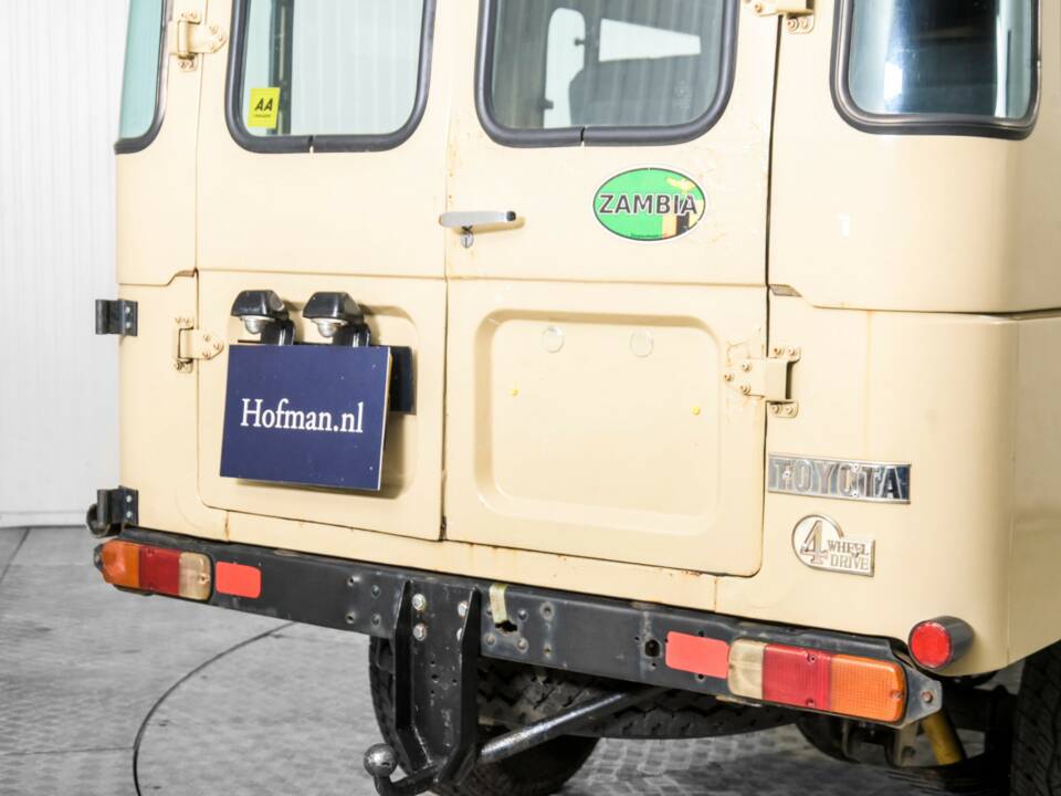 Bild 33/50 von Toyota Landcruiser BJ 45 (1982)