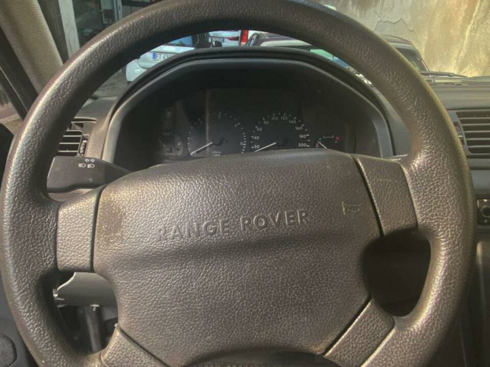 Imagen 25/37 de Land Rover Range Rover 2.5 DT (1997)