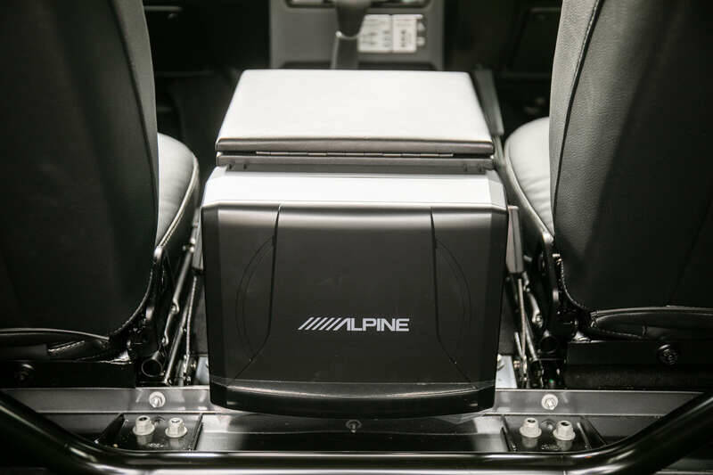 Bild 22/50 von Land Rover Defender 90 (2015)