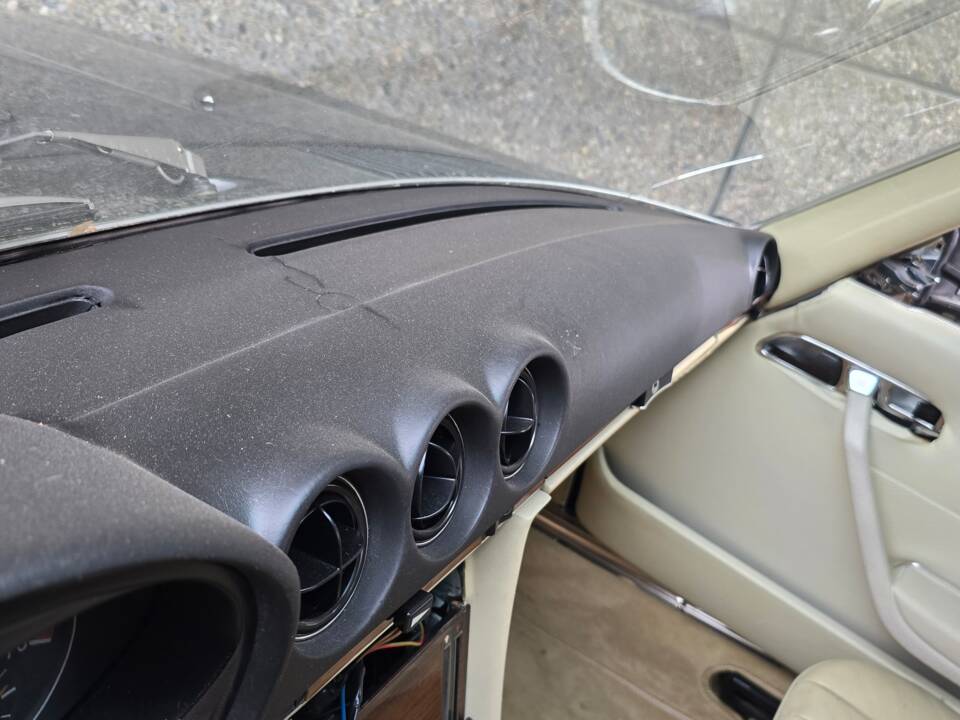 Immagine 20/34 di Mercedes-Benz 500 SL (1980)