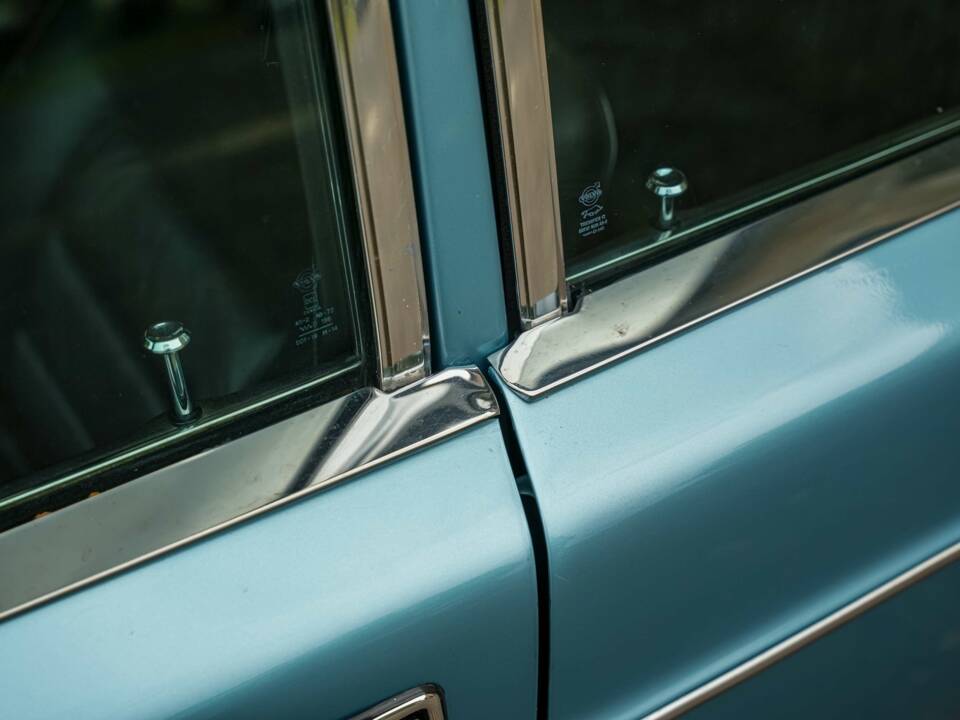 Immagine 17/45 di Volvo 164 E (1972)