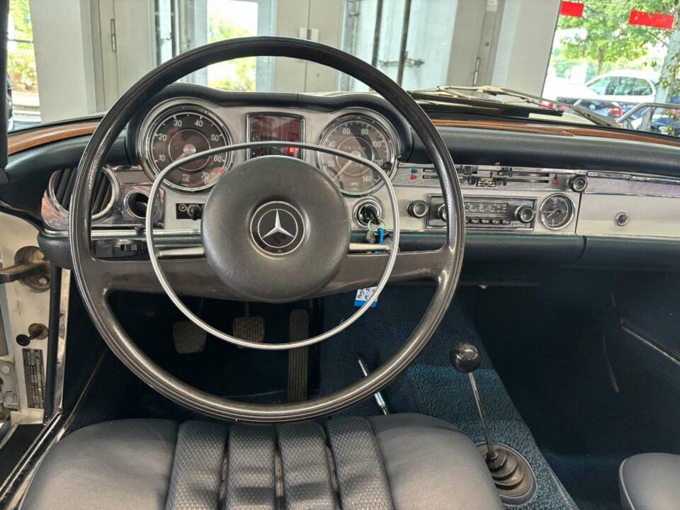 Bild 14/27 von Mercedes-Benz 280 SL (1968)
