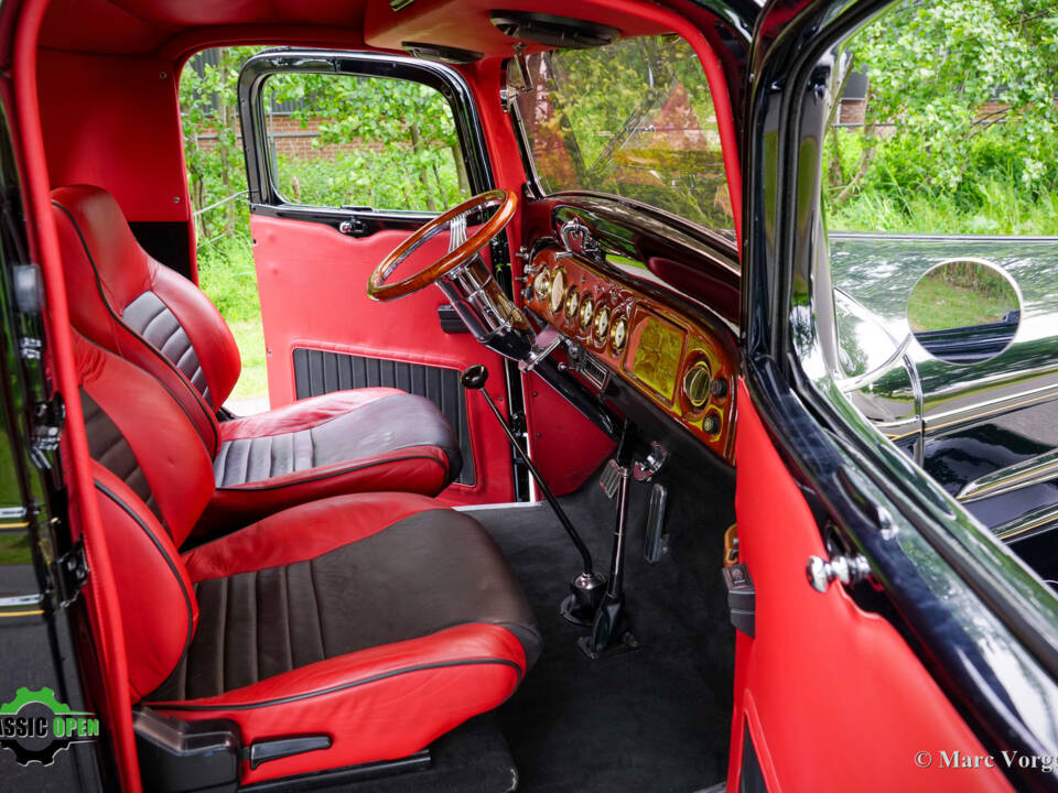 Image 12/54 of Chevrolet Standard (1936)
