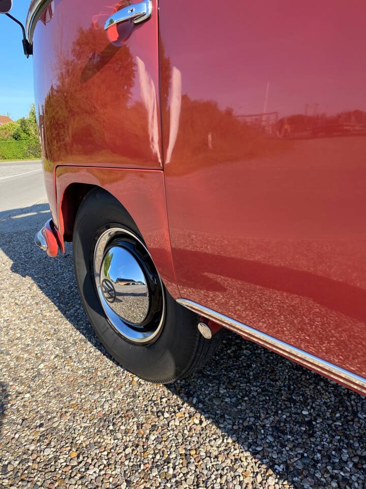 Immagine 15/61 di Volkswagen T1 Samba 1.2 (1958)