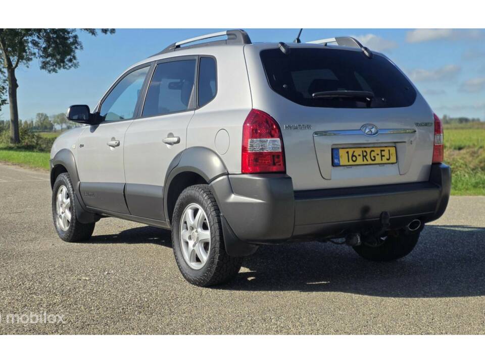 Image 14/46 of Hyundai Tucson 2.0i 4WD (2005)