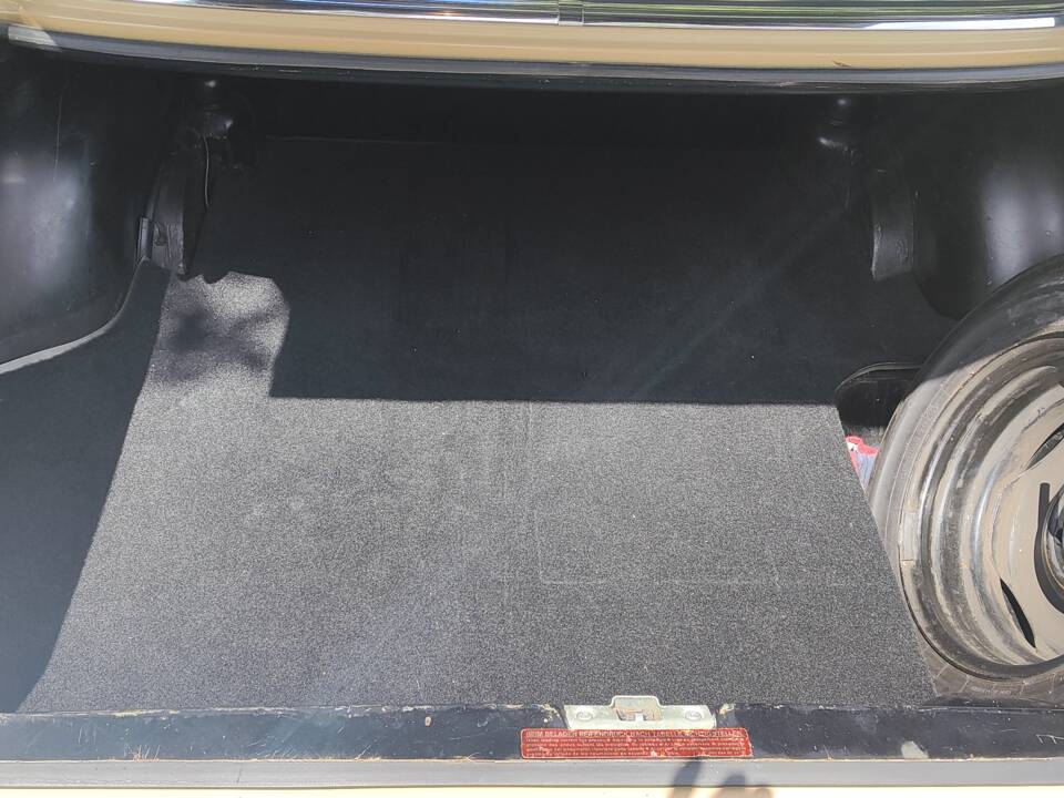 Bild 57/59 von Mercedes-Benz 230&#x2F;4 (1974)