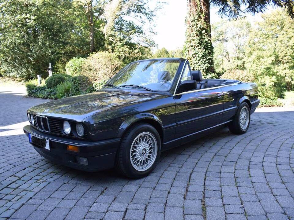 Afbeelding 1/13 van BMW 318i (1993)