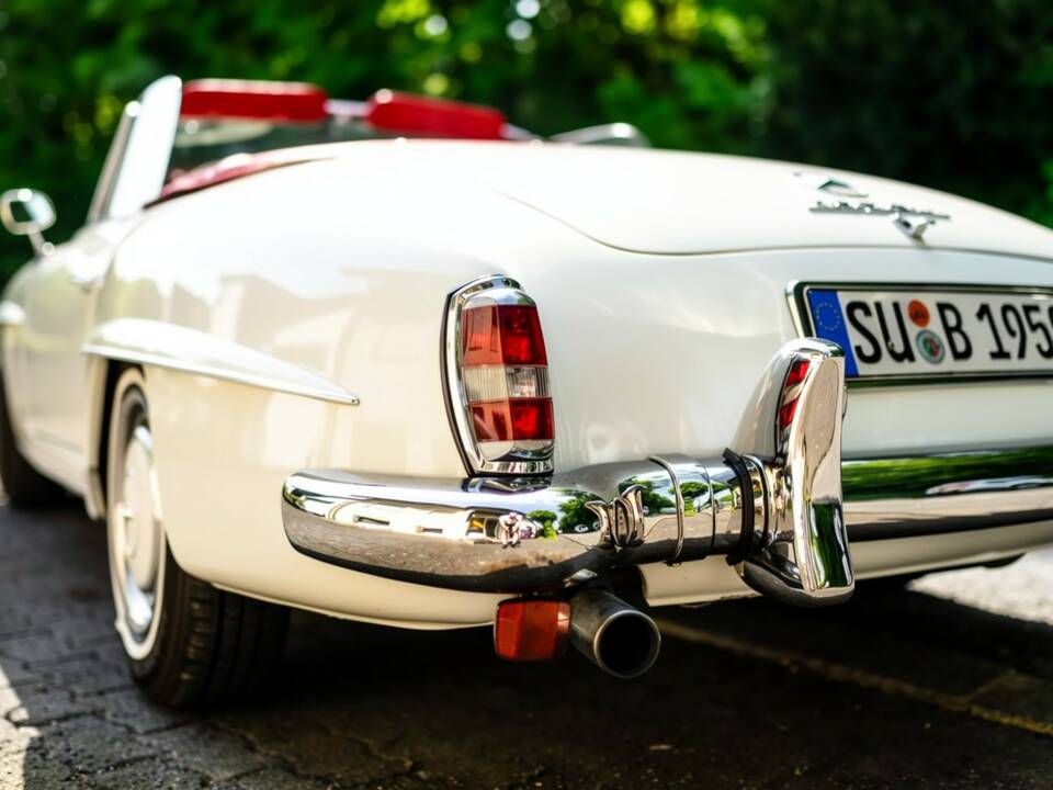 Image 7/25 of Mercedes-Benz 190 SL (1958)