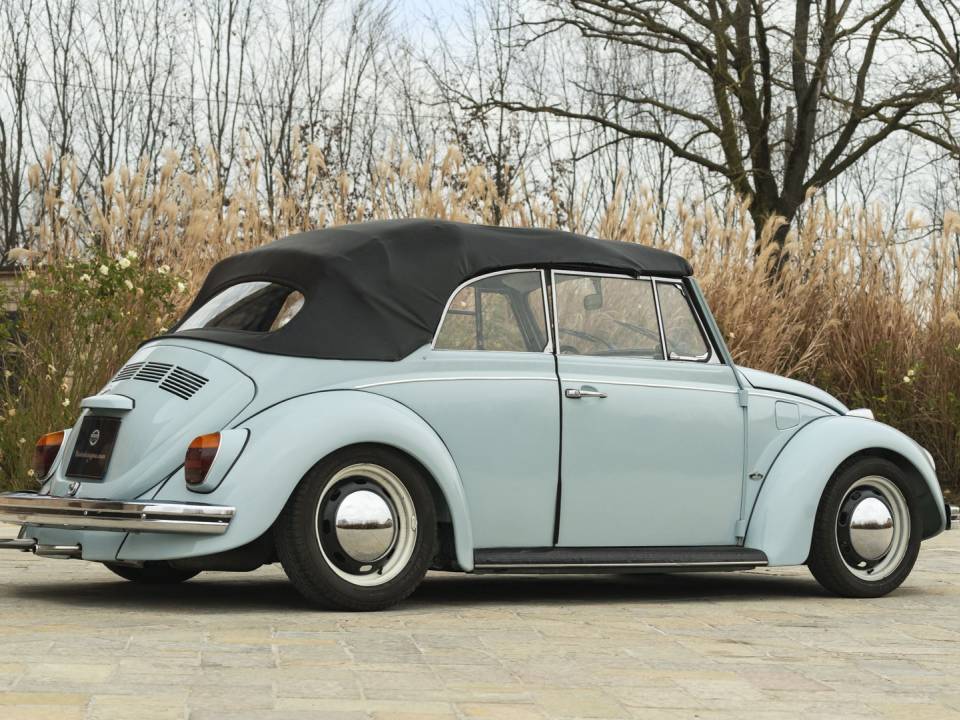 Image 4/43 of Volkswagen Beetle 1500 (1970)