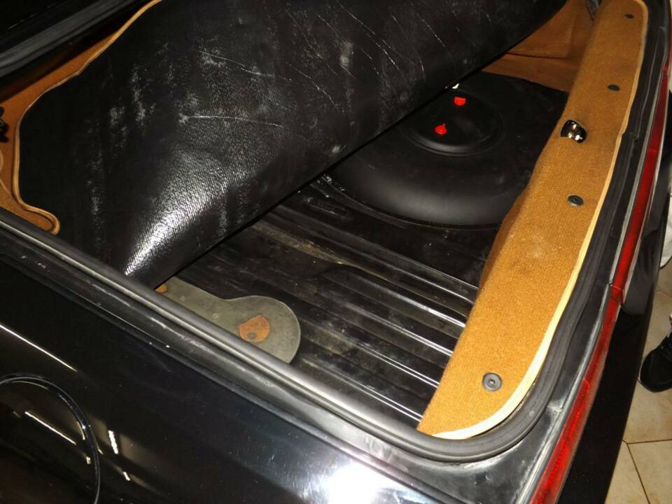 Bild 47/50 von Alfa Romeo 1.6 Spider (1991)