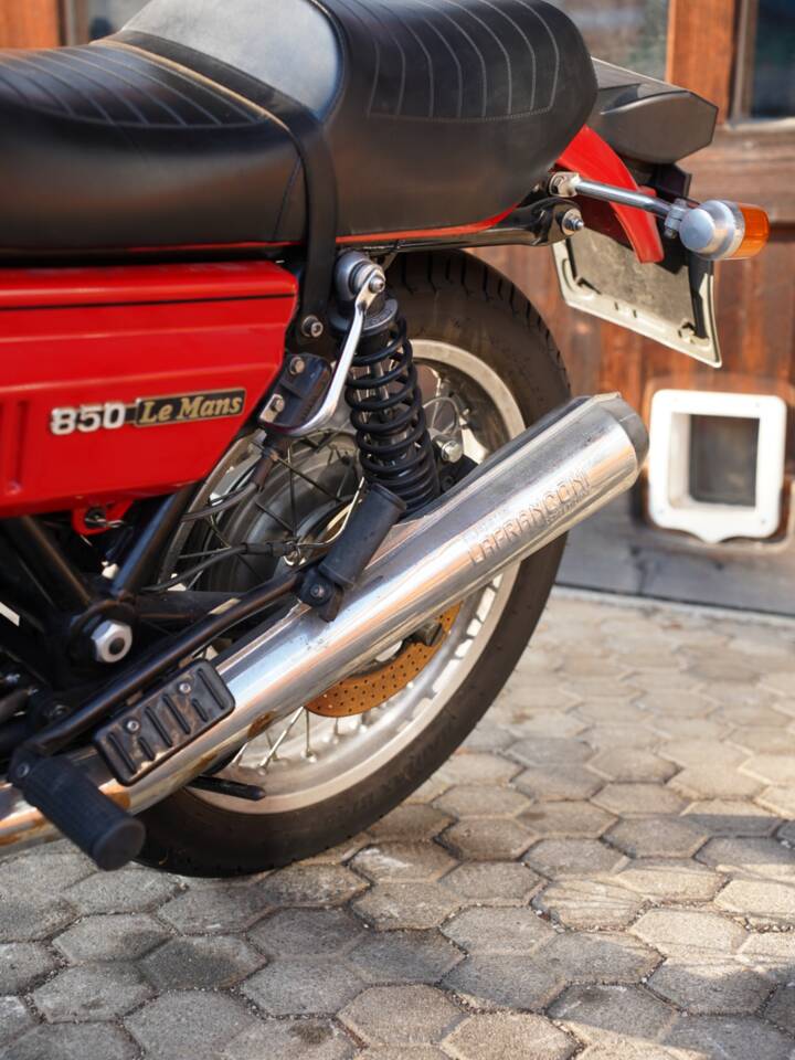 Bild 13/16 von Moto Guzzi 850 LeMans (1978)