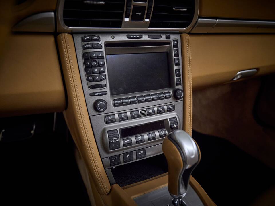 Bild 74/78 von Porsche 911 Carrera 4S (2006)
