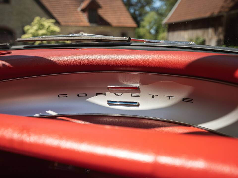 Image 37/51 of Chevrolet Corvette (1960)