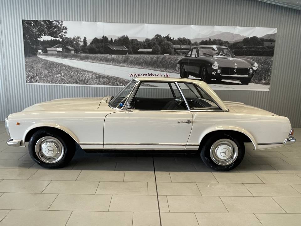 Imagen 1/16 de Mercedes-Benz 230 SL (1966)