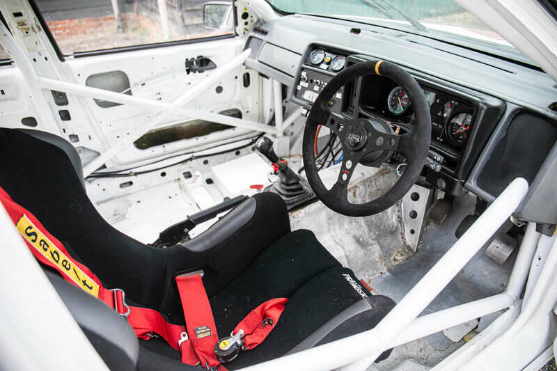 Image 2/50 of Ford Sierra RS Cosworth (1988)
