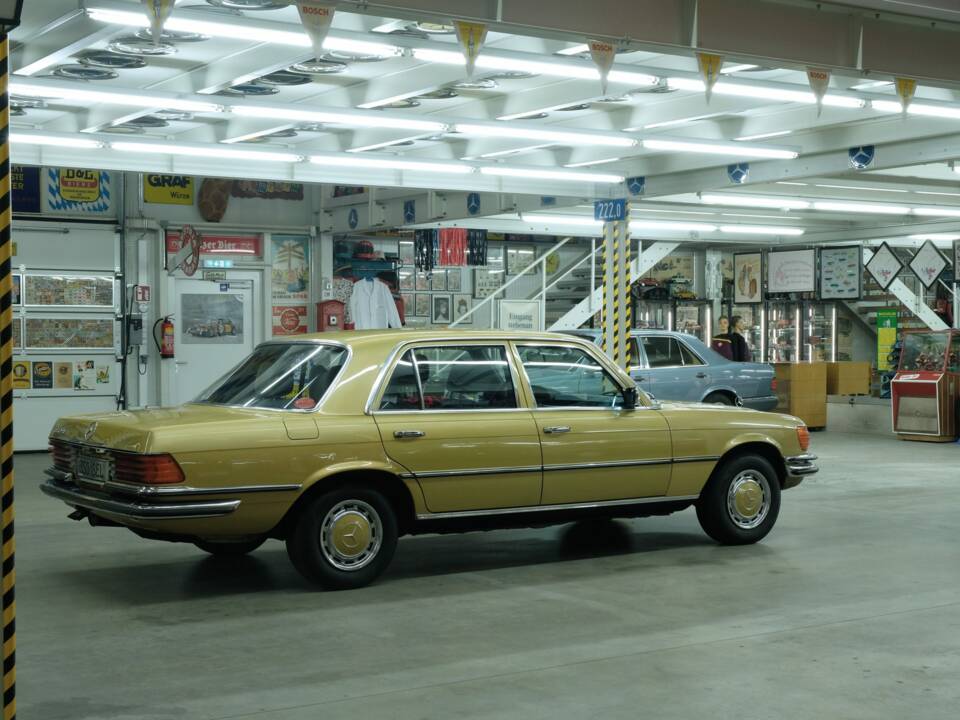 Image 12/76 of Mercedes-Benz 350 SEL (1977)