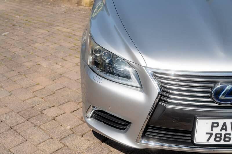 Immagine 22/50 di Lexus LS 600h L (2013)