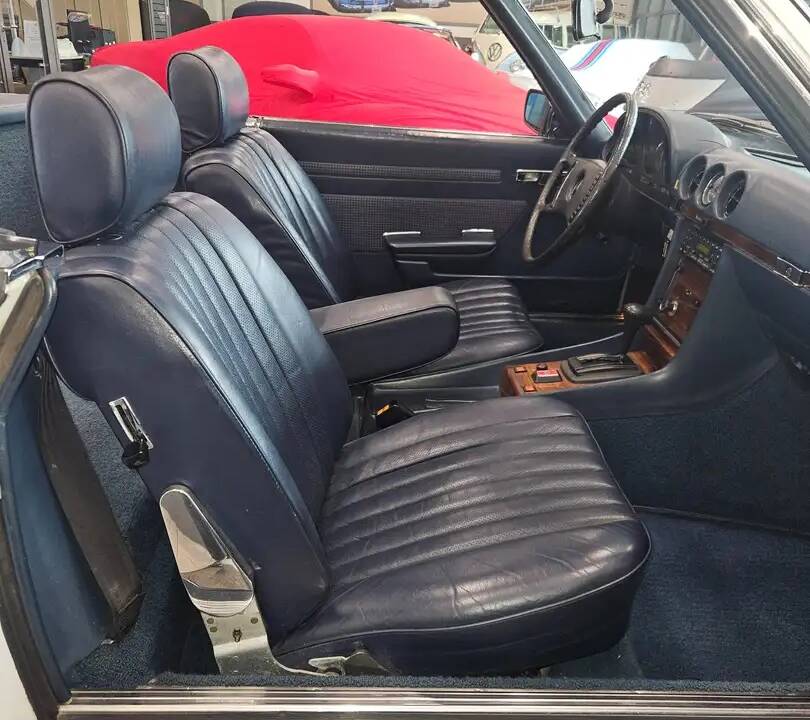 Image 12/15 de Mercedes-Benz 350 SL (1972)