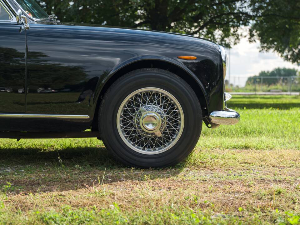 Image 18/97 of Lancia Aurelia B20 GT 2500 (1957)