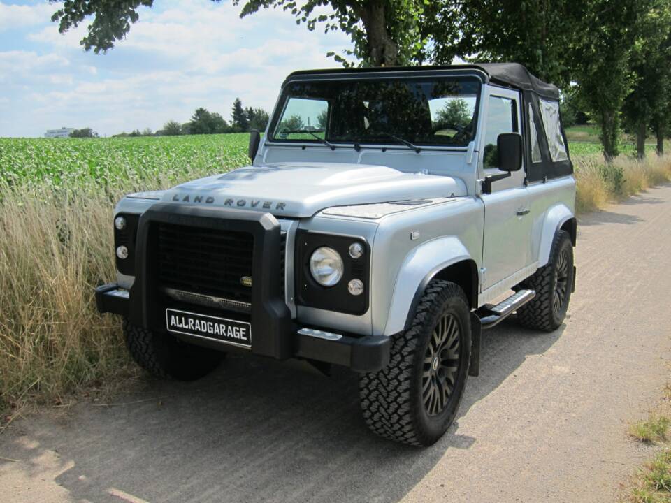 Imagen 21/27 de Land Rover Defender 90 (2008)