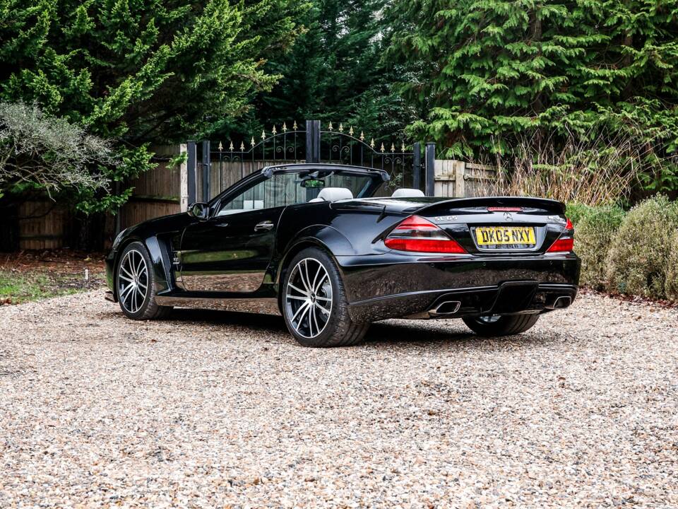 Immagine 20/46 di Mercedes-Benz SL 65 AMG (2005)