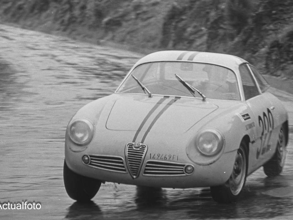 Afbeelding 37/50 van Alfa Romeo Giulietta SZ (1961)