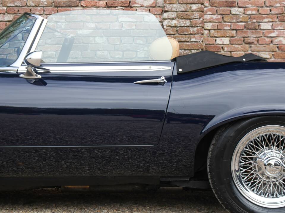 Obraz 45/50 pojazdu Jaguar E-Type V12 (1973)