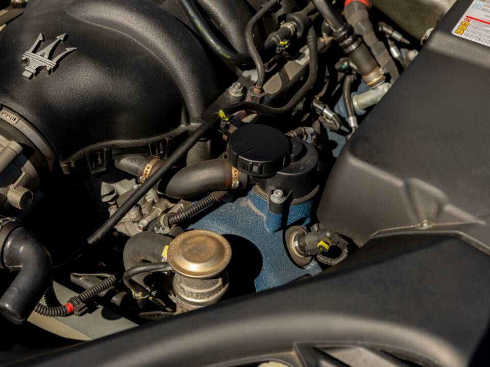 Bild 26/50 von Maserati Quattroporte 4.2 (2007)