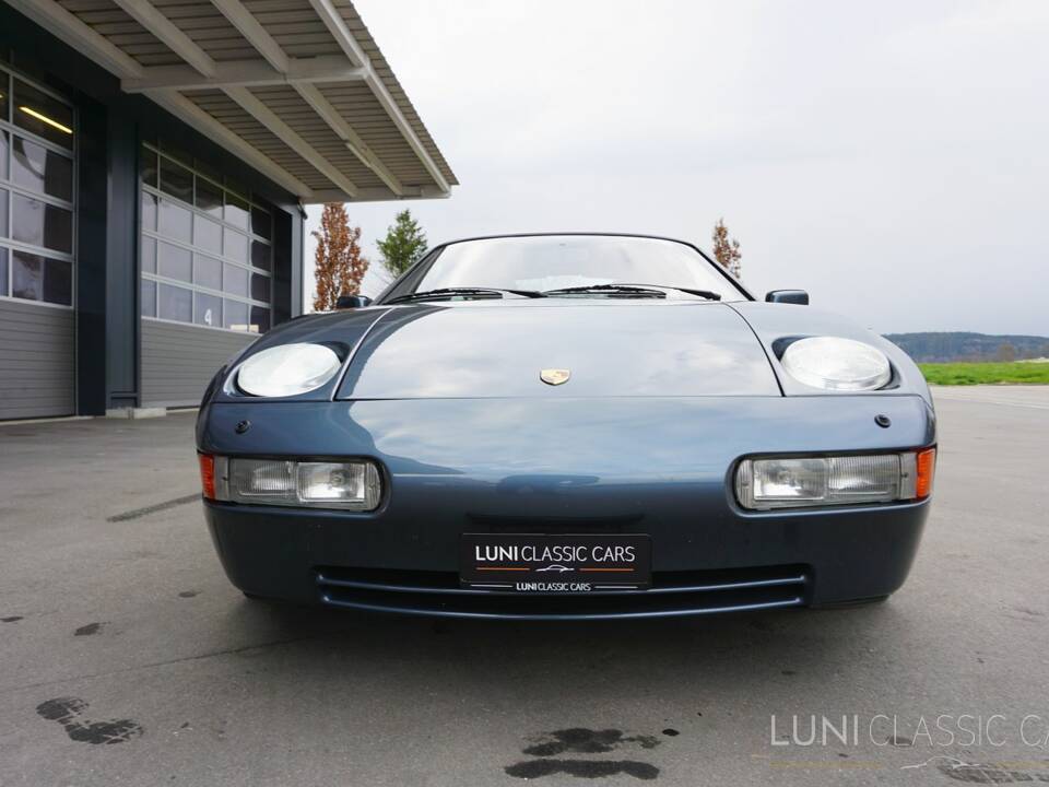 Immagine 13/46 di Porsche 928 S4 (1988)