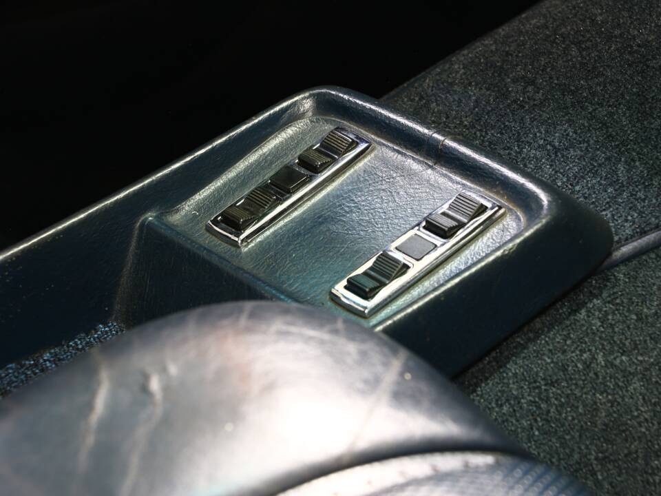 Imagen 36/38 de Mercedes-Benz 300 SEL 3.5 (1970)