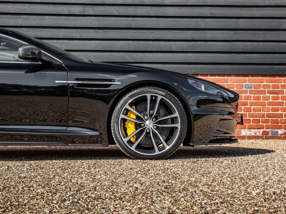 Image 23/59 of Aston Martin DBS (2012)
