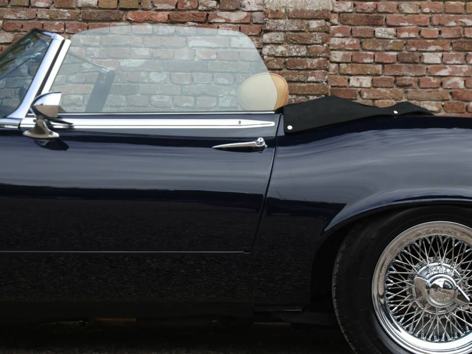 Bild 33/50 von Jaguar E-Type V12 (1973)