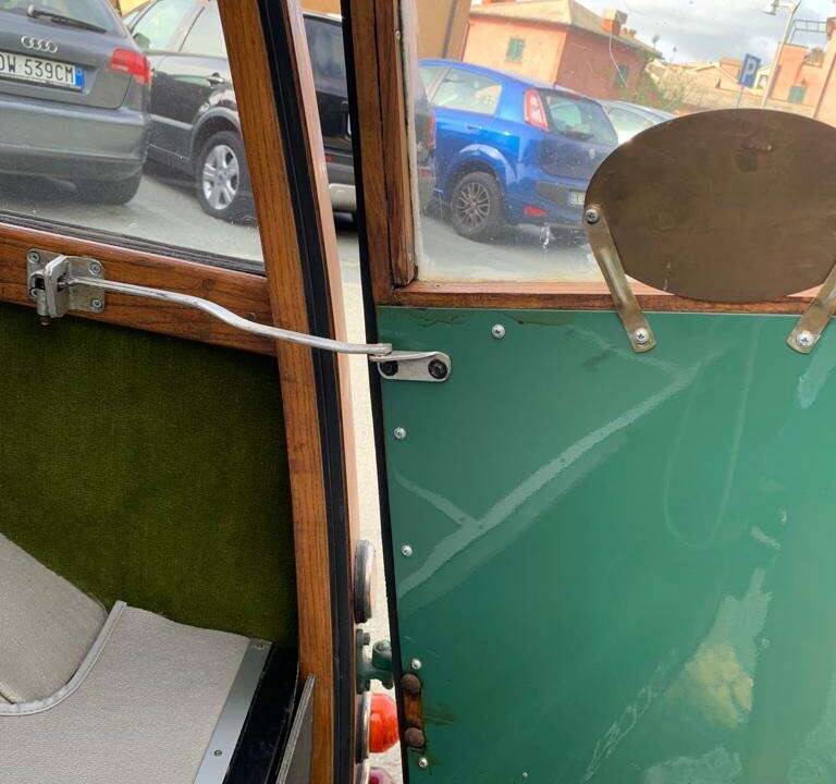 Immagine 51/83 di Morris Minor 1000 Traveller (1969)