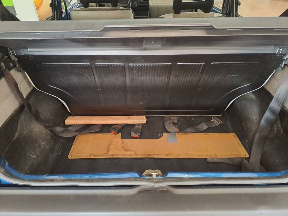 Bild 27/42 von FIAT Panda 4x4 1,0 (1989)