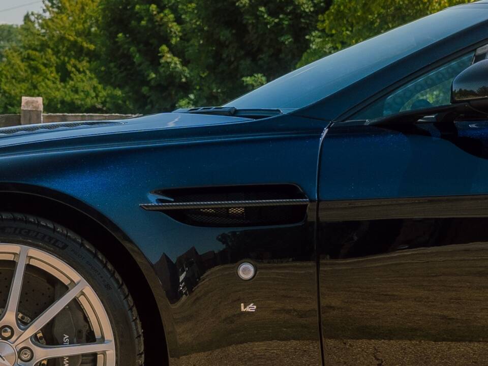 Bild 26/79 von Aston Martin V12 Vantage AMR (2018)