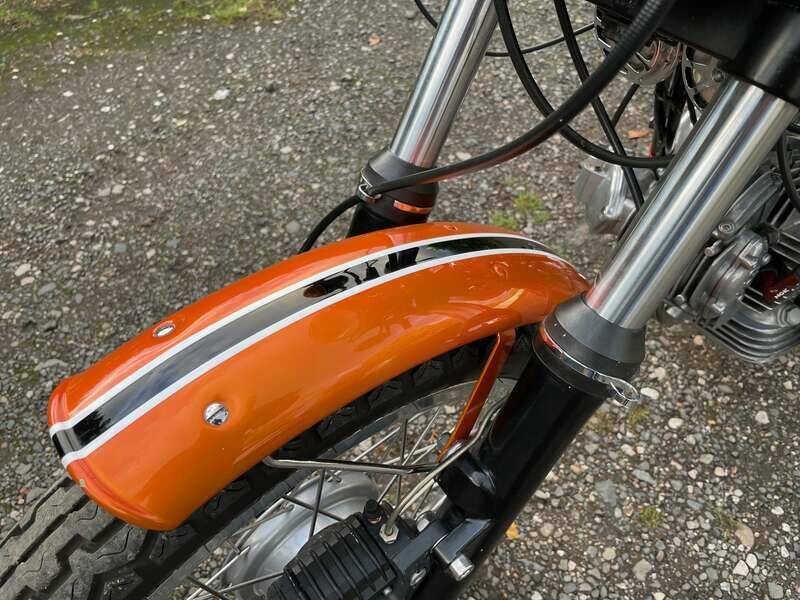 Bild 35/49 von Ducati DUMMY (1974)