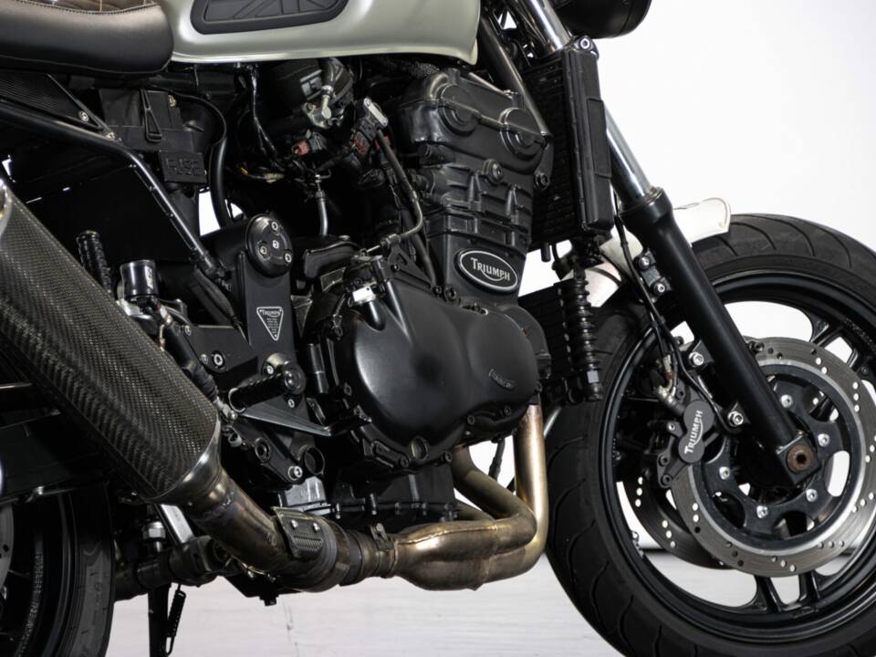 Immagine 9/50 di Triumph Trident 900 (1994)