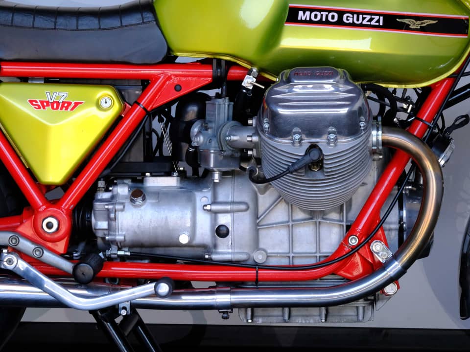 Immagine 9/80 di Moto Guzzi V7 Sport (1972)