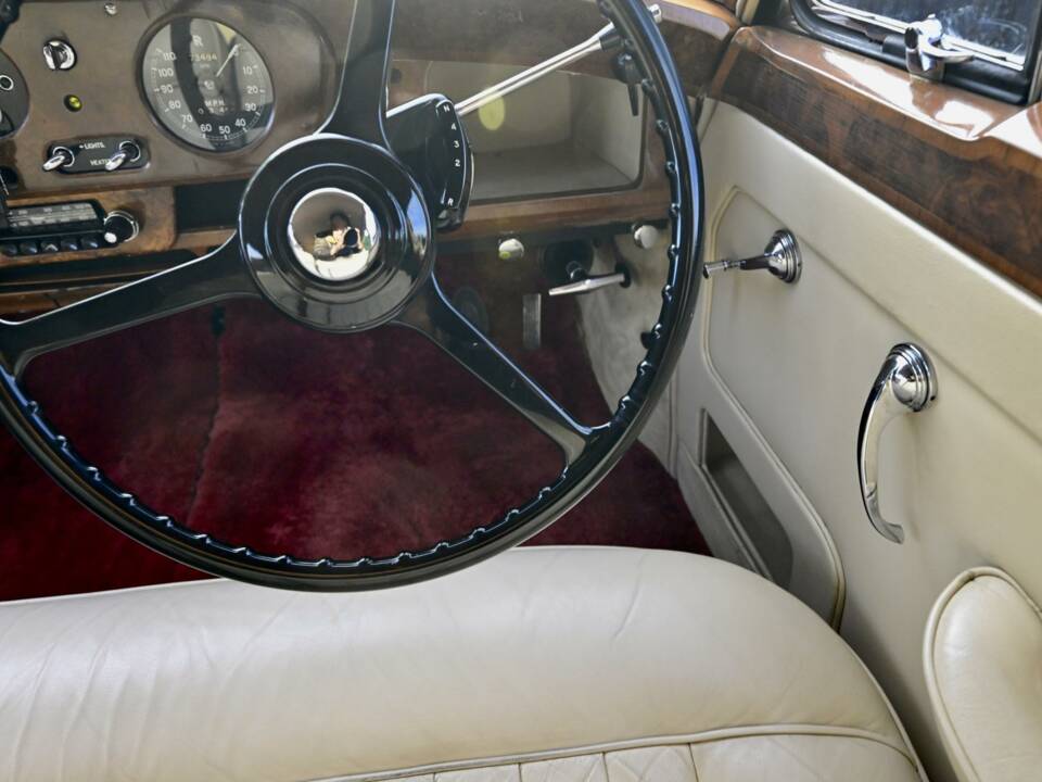 Bild 34/50 von Rolls-Royce Silver Cloud I (1956)