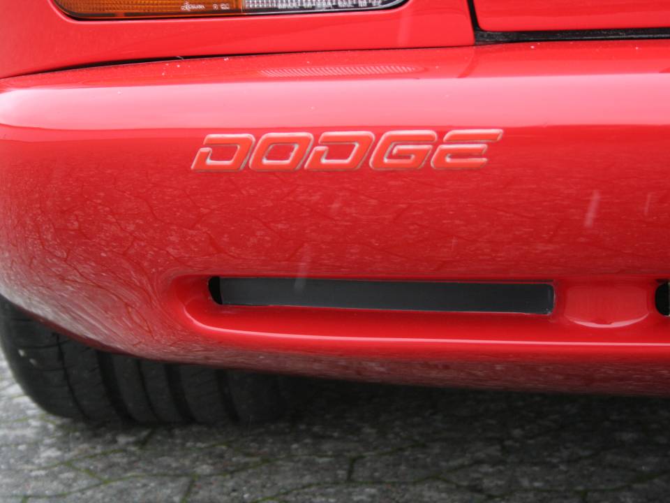 Image 15/50 of Dodge Viper RT&#x2F;10 (1992)