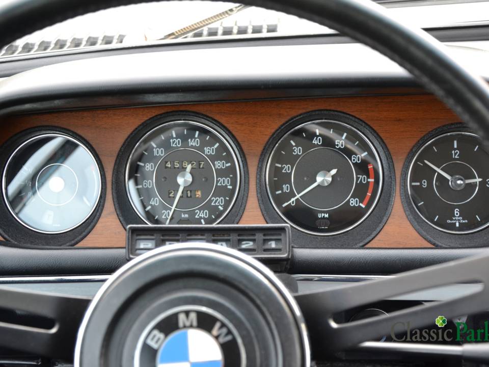 Bild 36/50 von BMW 3,0 CS (1973)