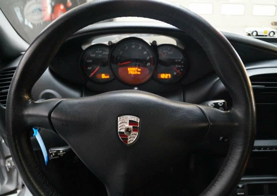 Immagine 11/50 di Porsche Boxster (2003)