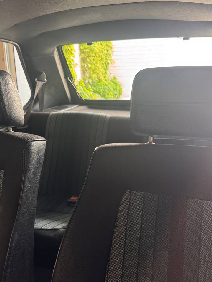 Afbeelding 18/18 van Volkswagen Golf Mk I GTI Pirelli 1.8 (1983)