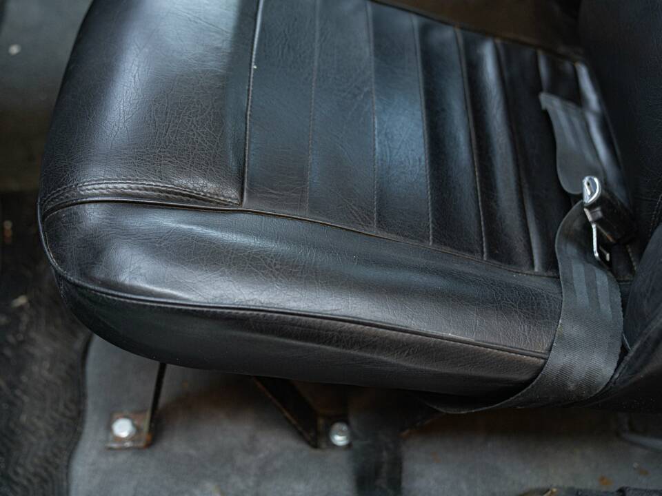 Image 42/50 of Jeep CJ-8 (1984)