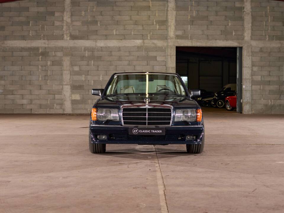 Bild 14/43 von Mercedes-Benz 380 SE (1984)