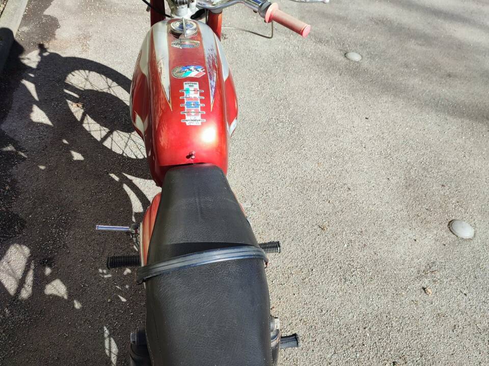 Immagine 24/49 di Benelli Nuovo Leoncino (1965)