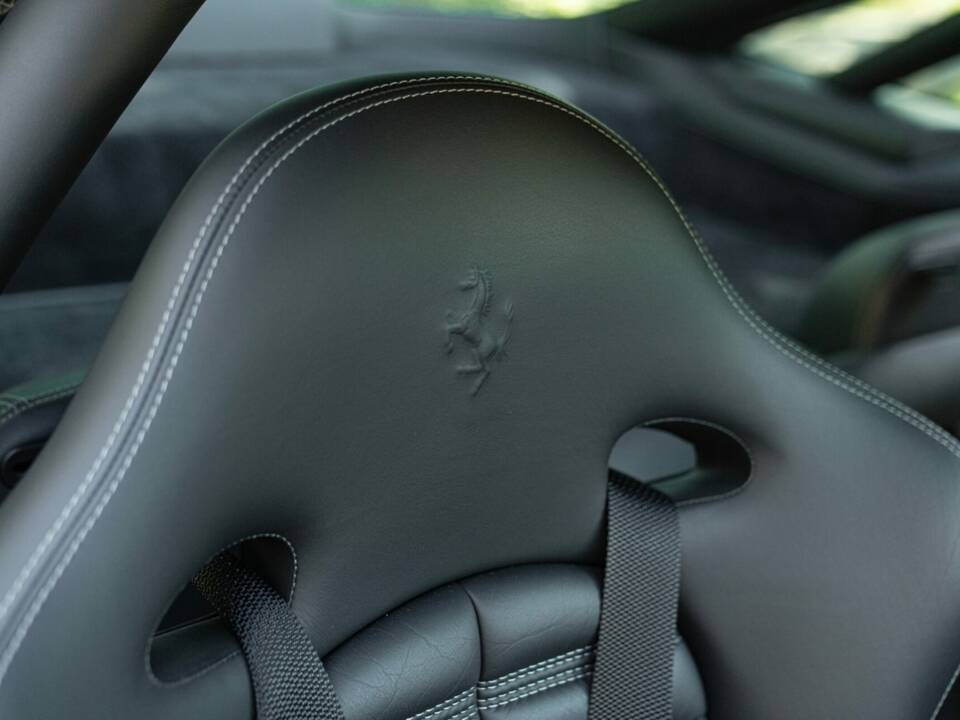 Image 34/50 of Ferrari 550 Maranello (2000)