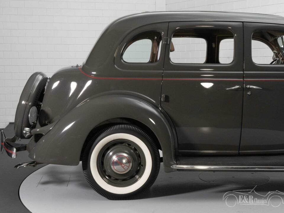 Image 10/19 of Ford V8 (1936)