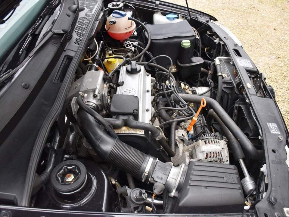 Image 39/41 de Volkswagen Golf III 2.0 GTI &quot;Edition&quot; (1997)