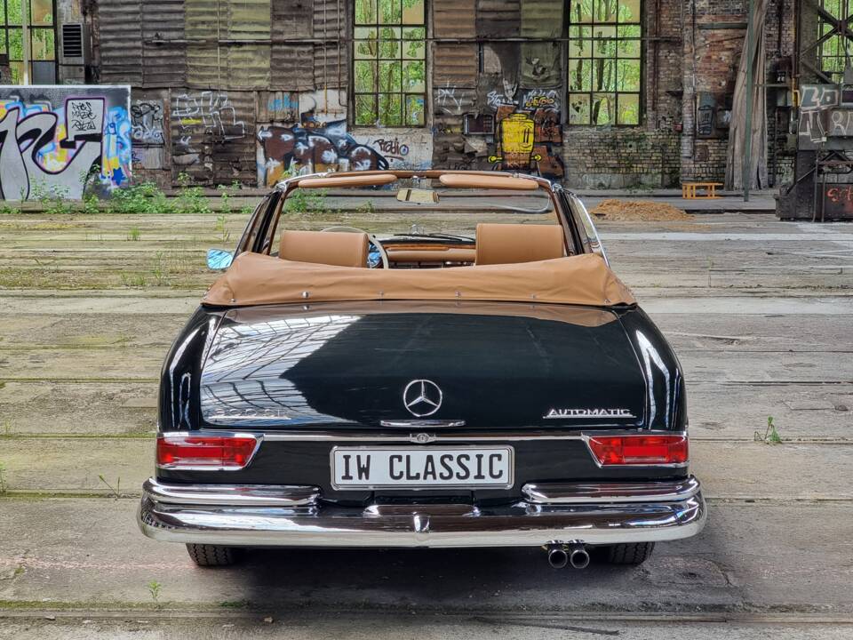 Bild 8/24 von Mercedes-Benz 300 SE (1963)